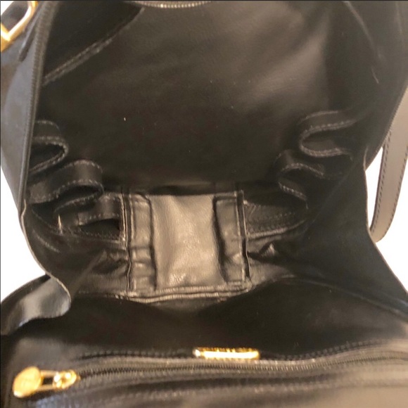 ✅🖤RARE FENDI crossbody✅ - Picture 8 of 8